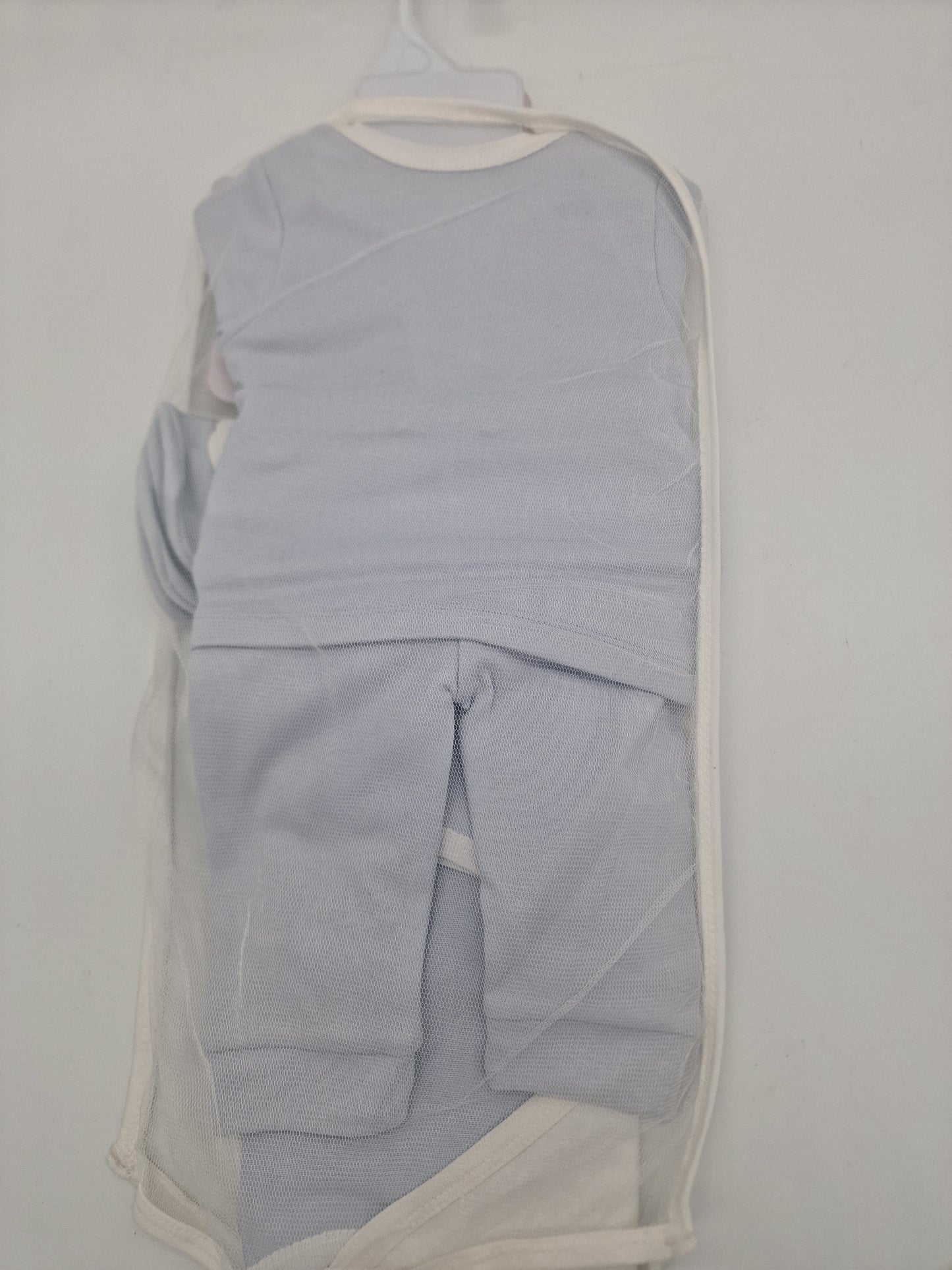 Baby Comfort 11 Piece Starter set In Grey And White