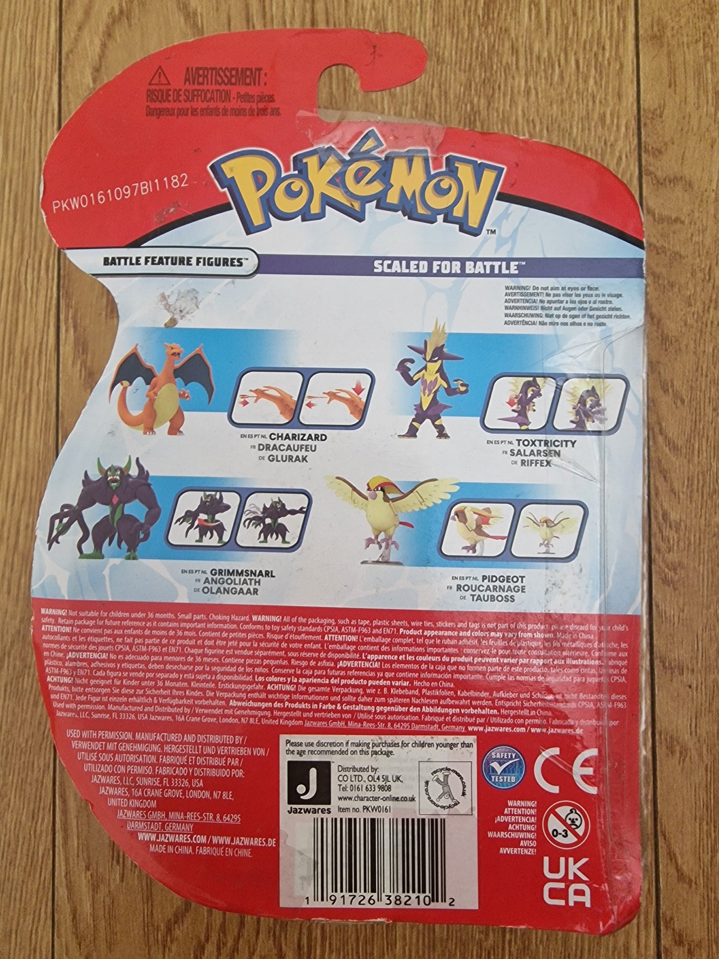 Pokémon Toxtricity Battle Feature Deluxe Action Figure
