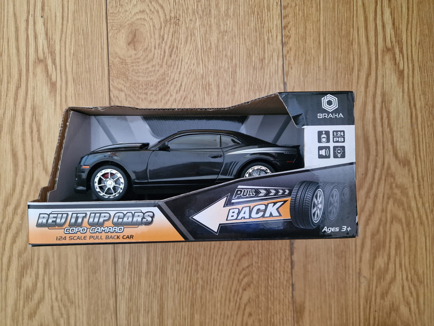 Copo Camaro Black 1:24 Scale Braha Rev It Up Toy Car