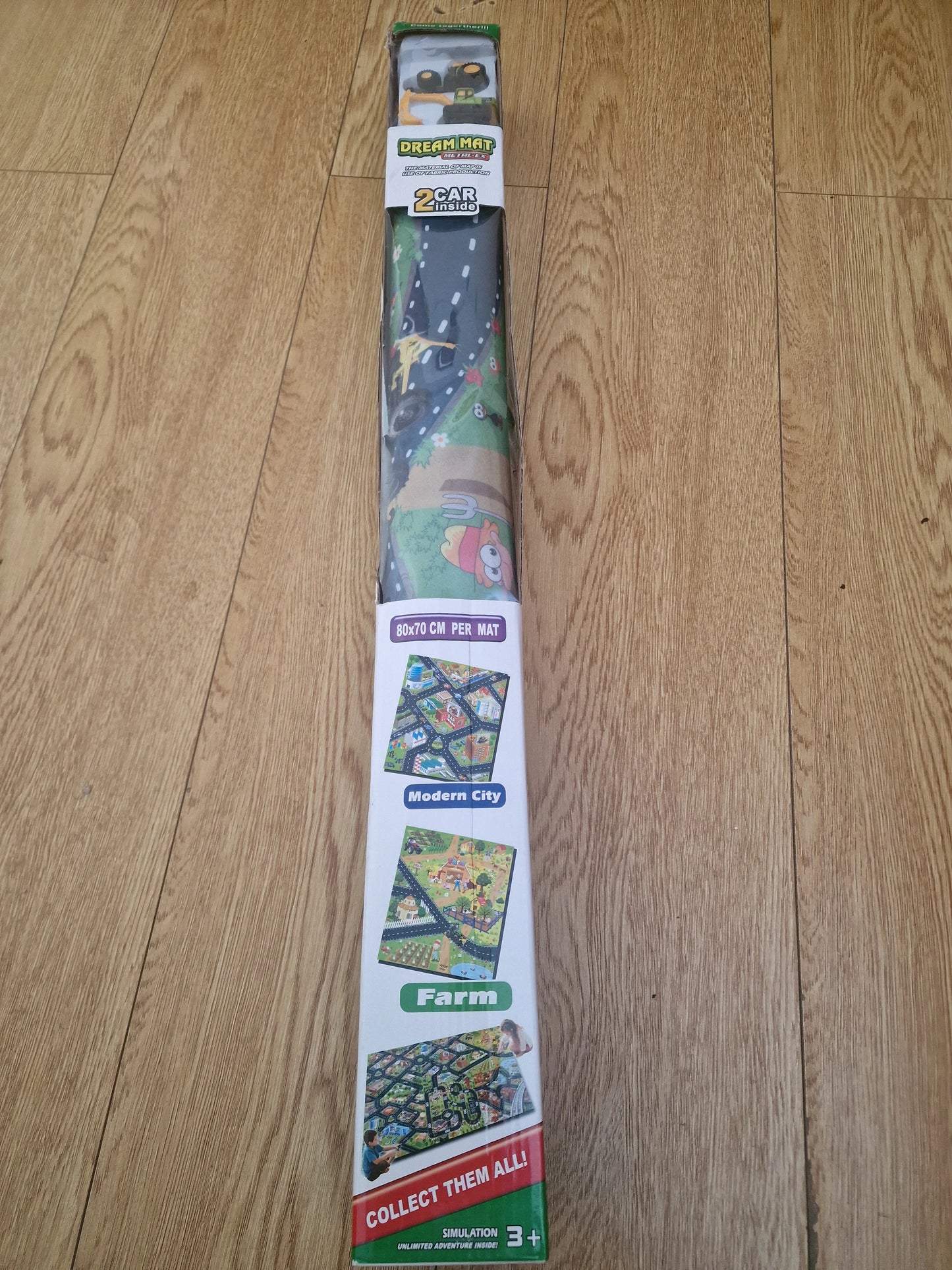 Dream Mat Farm With 2 Vehicles 80 x 70cm
