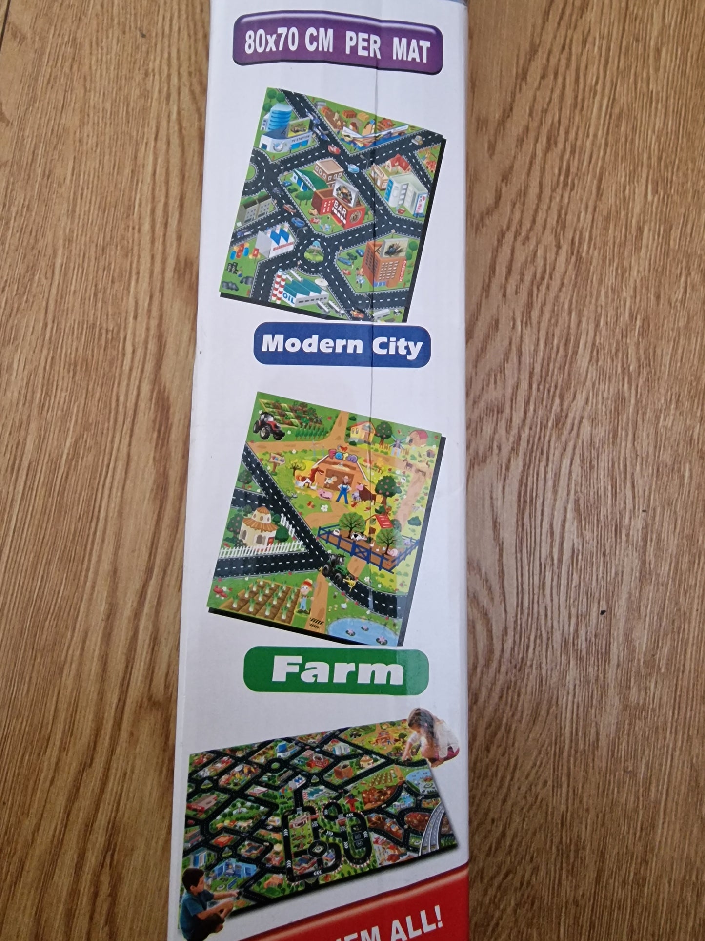 Dream Mat Farm With 2 Vehicles 80 x 70cm