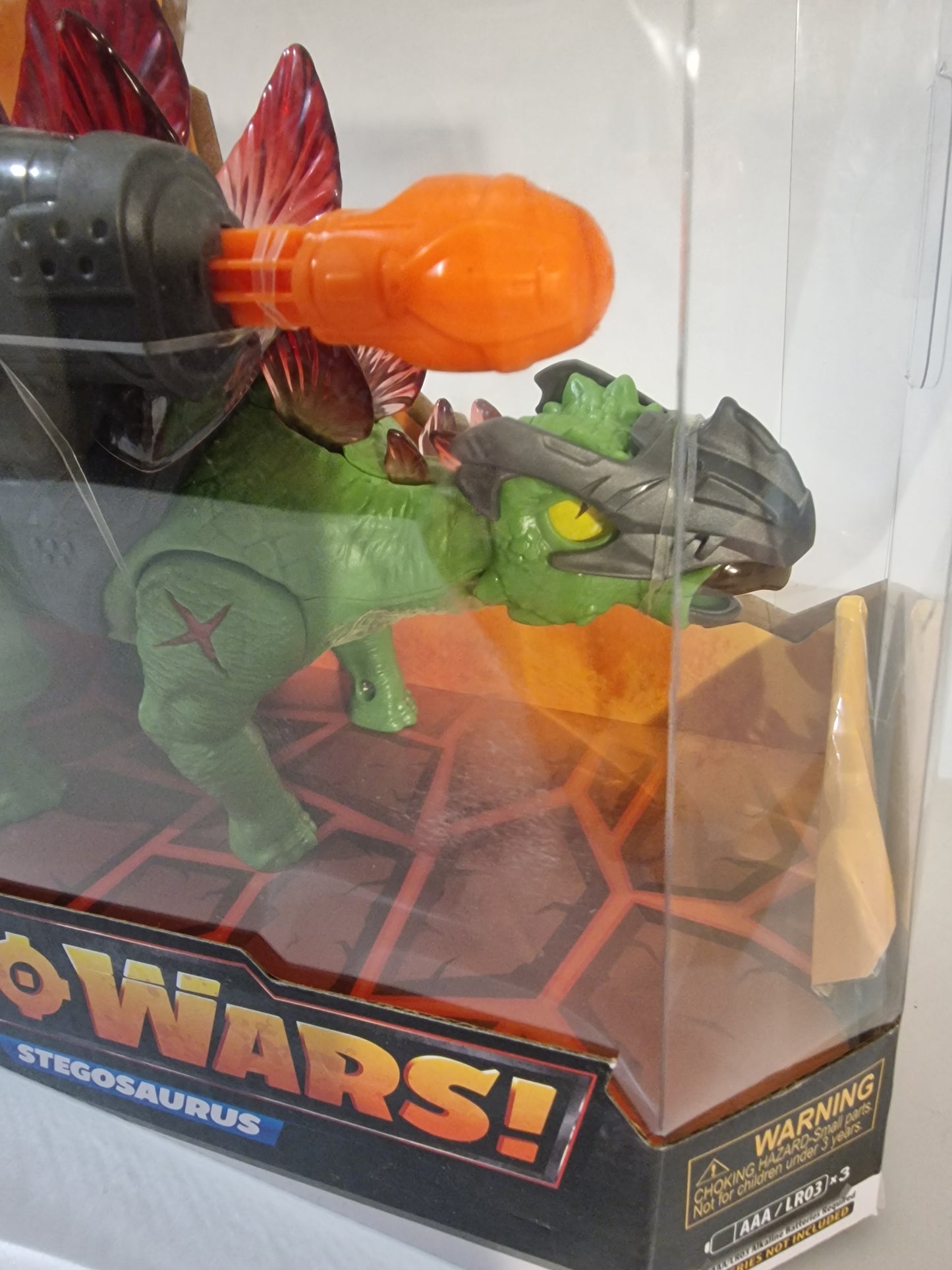 ZURU Robo Alive Dino Wars Stegosaurus Robotic Dinosaur – Lights, Sounds & Firing Weapon!