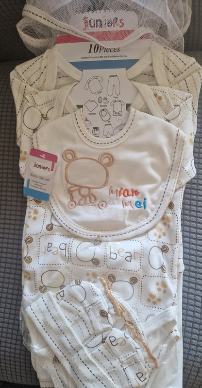 Juniors "Little Bear" 10-Piece Essential Newborn Gift Set - Neutral