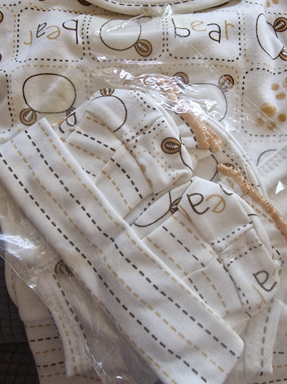 Juniors "Little Bear" 10-Piece Essential Newborn Gift Set - Neutral