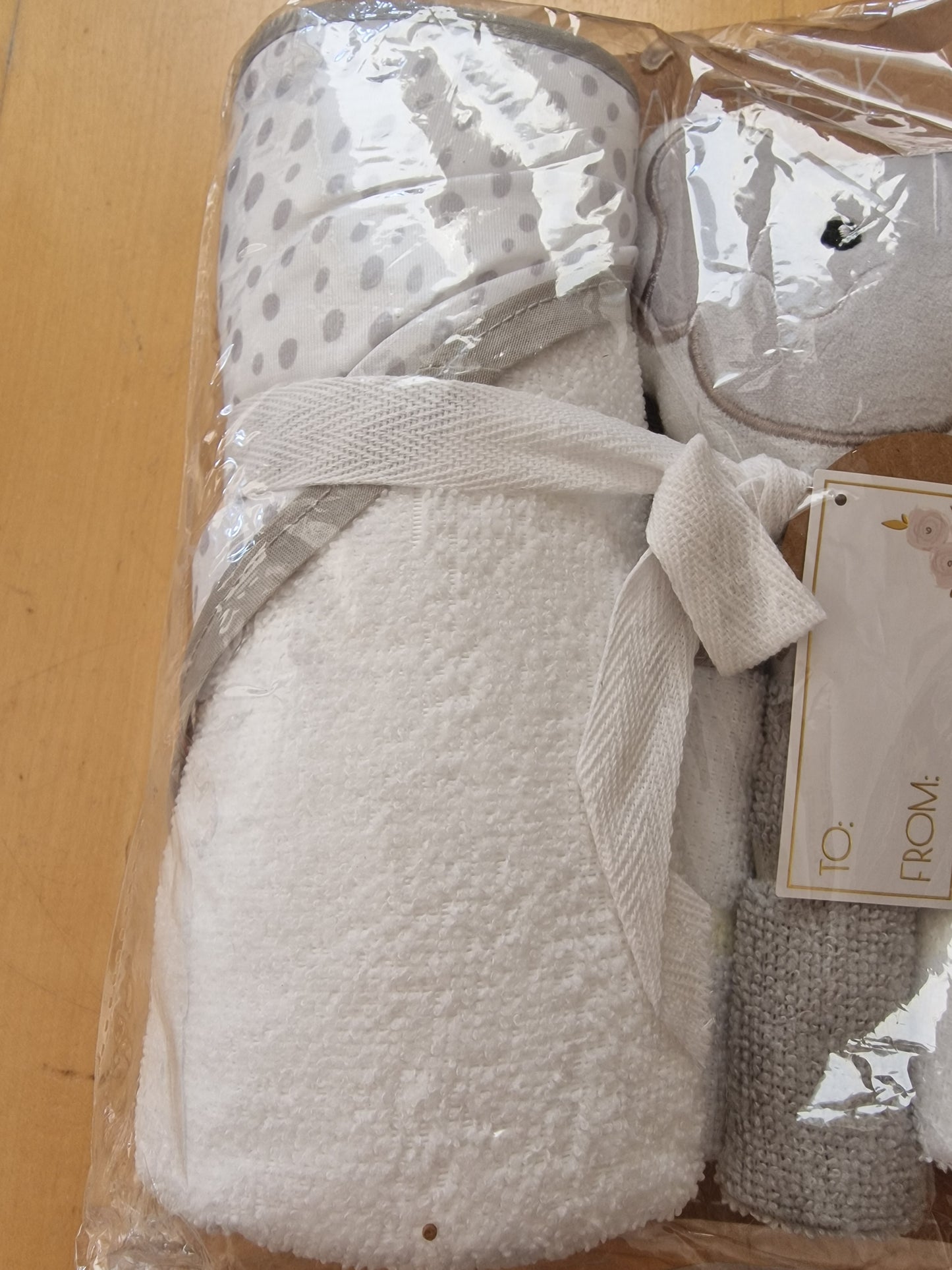 Lila & Jack 6-Piece Luxury Baby Bath Gift Set – Elephant Grey