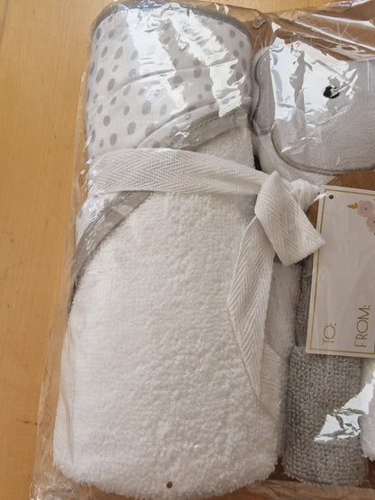 Lila & Jack 6-Piece Luxury Baby Bath Gift Set – Elephant Grey