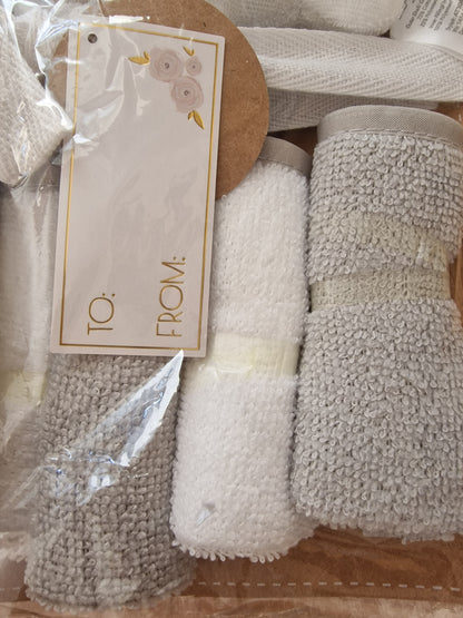 Lila & Jack 6-Piece Luxury Baby Bath Gift Set – Elephant Grey