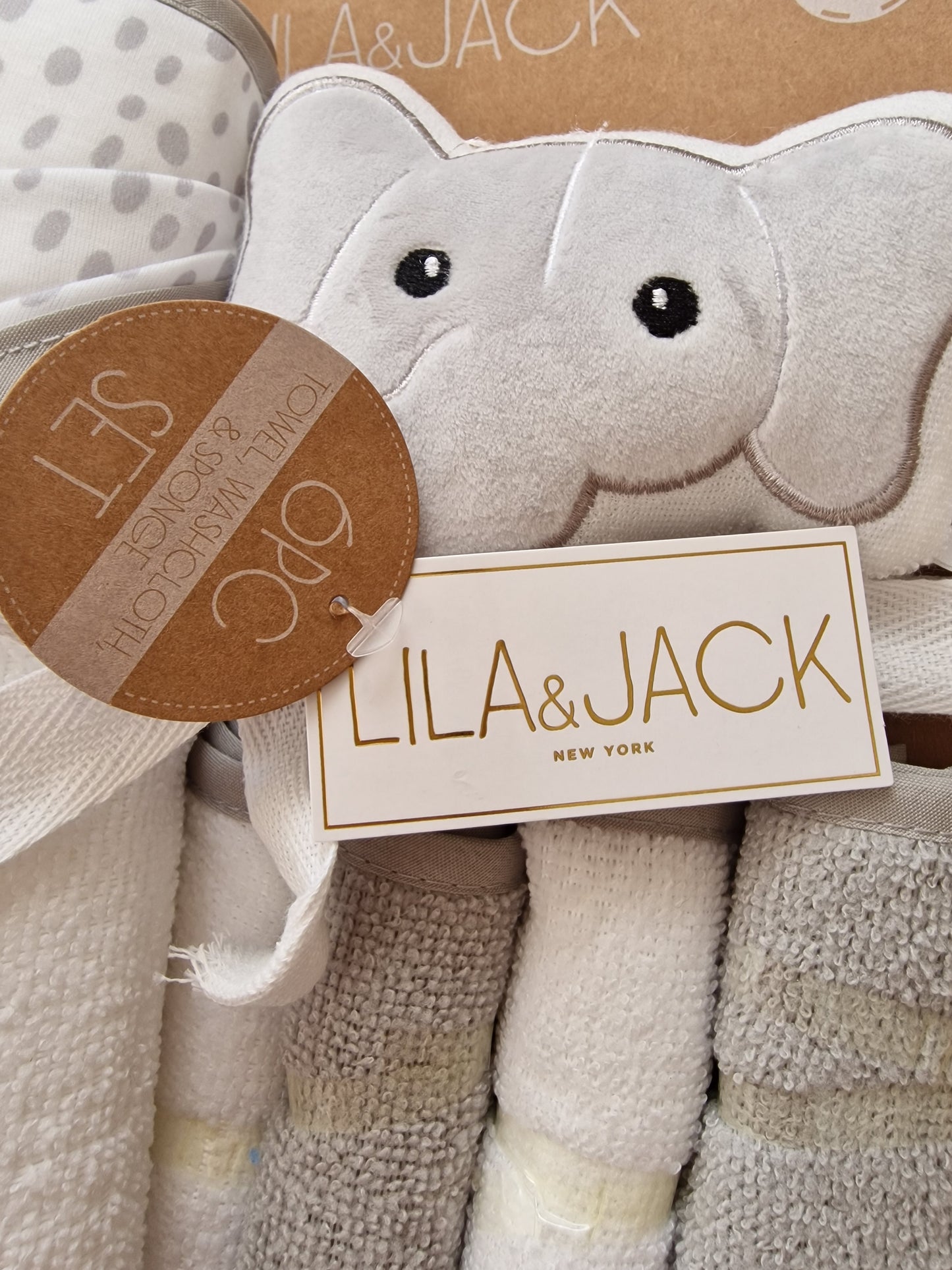 Lila & Jack 6-Piece Luxury Baby Bath Gift Set – Elephant Grey