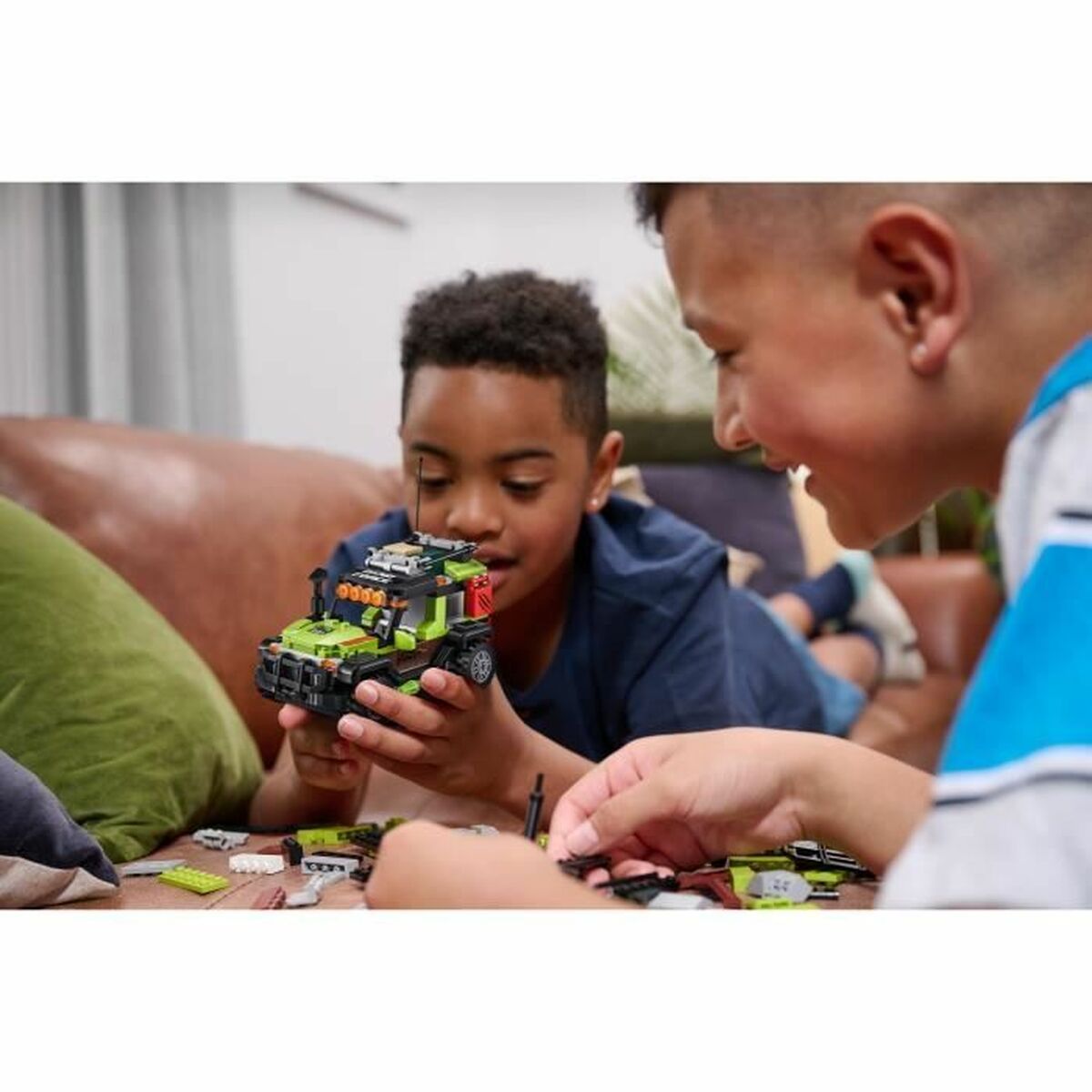 V4H8181B2FE9756BB3B8BCBF3D27DAFF00AR5821580P7