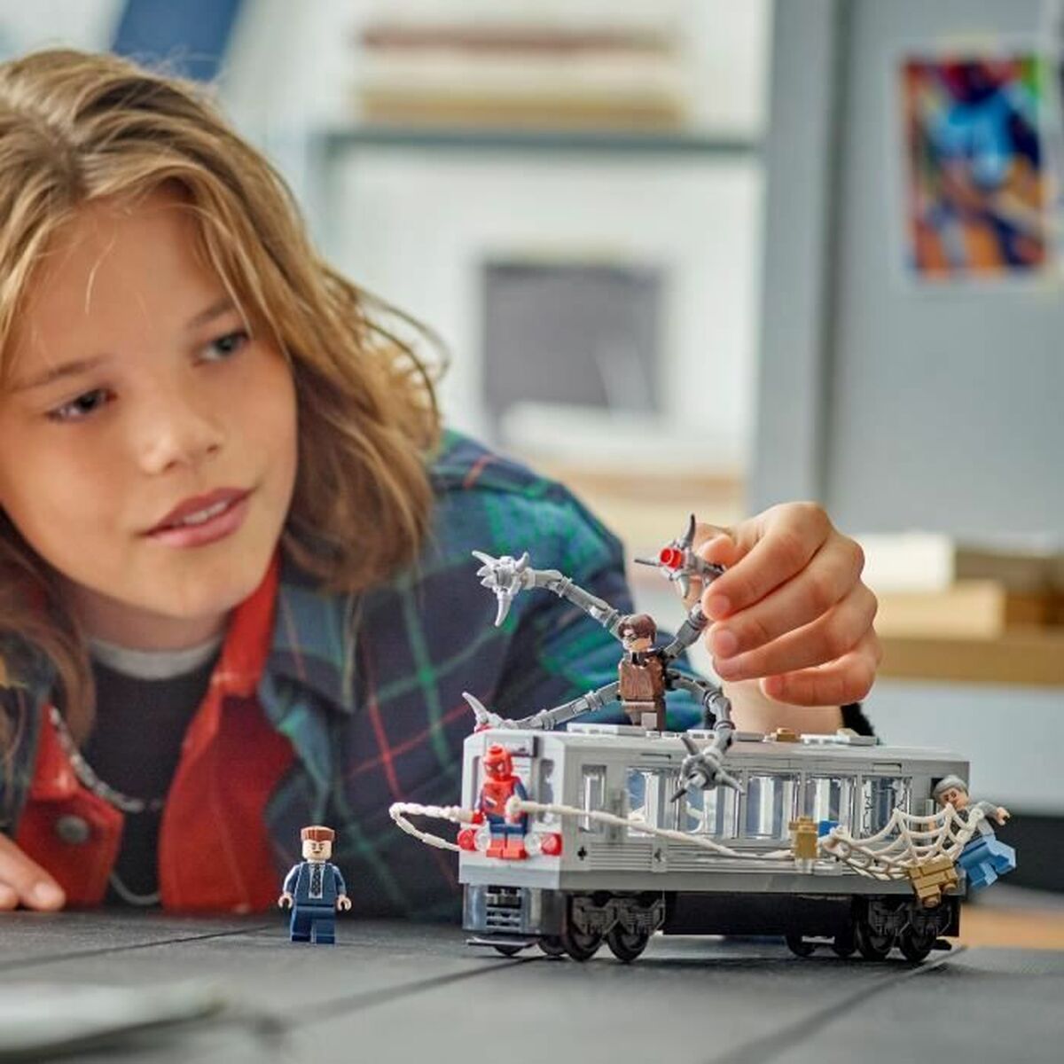 V2H25F66E5D9CDFBF8AF22374181CEA6F3BR7052869P6