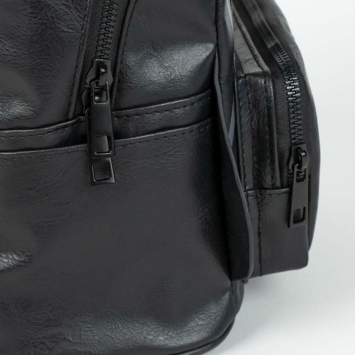 V4HEF3964D447CFA9E44B64CBE8BDE6D2A3R4605042P8