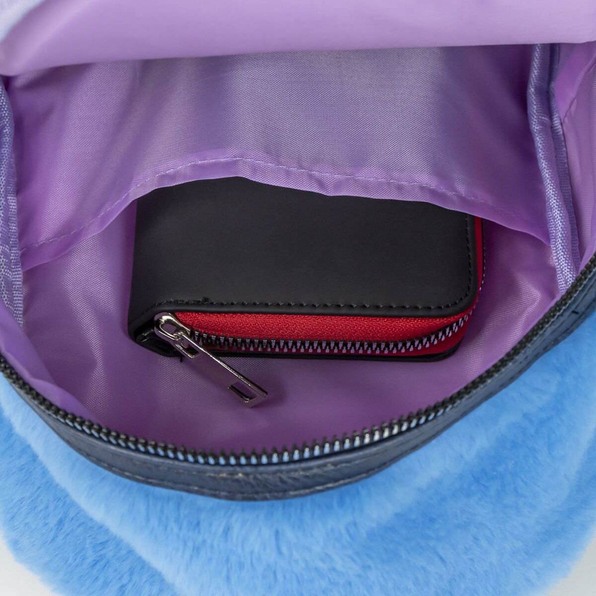 V4H4F3CB7FB8A52F194CD4BB0403AB013EDR4605092P7