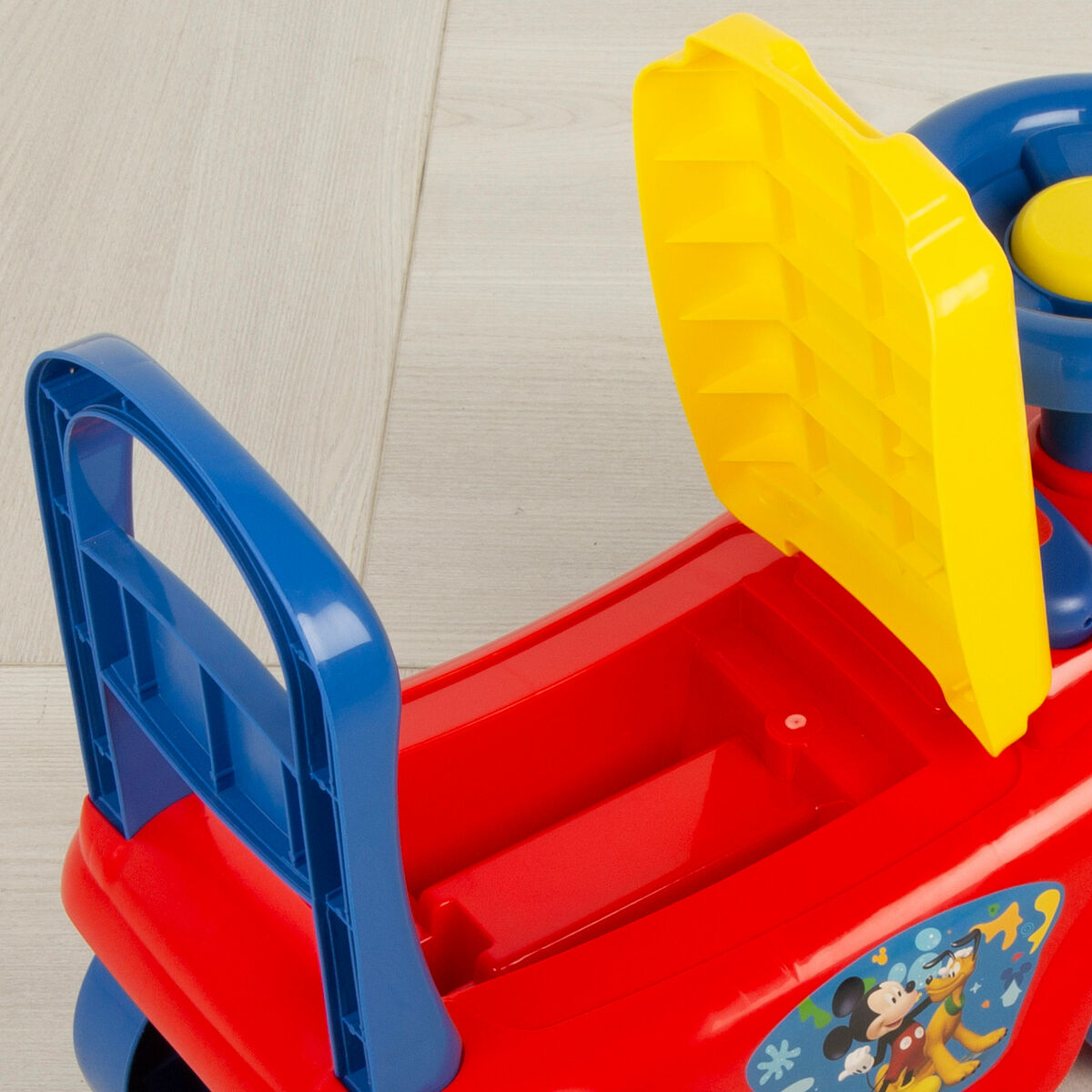 V3H0A172F96EAED4168296DD754F8D9CEB2R6886892P6