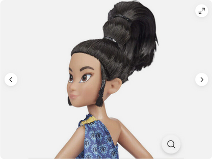 Disney Raya and the Last Dragon Young Raya Doll with Lights & Musical Kumandra Flower