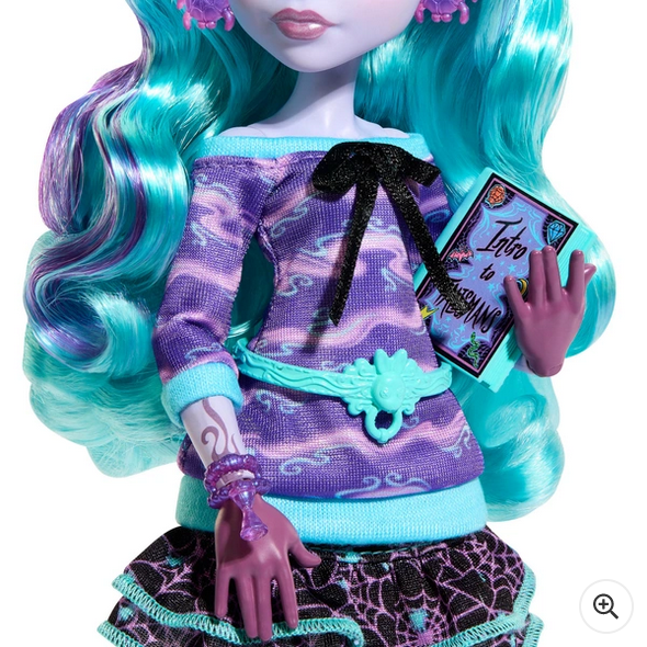 Monster High Creepover Party Twyla Doll with Pet and Accessories