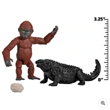 Load image into Gallery viewer, Monsterverse Godzilla x Kong: The New Empire 8cm Suki with Titanus Doug Figures