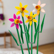 Load image into Gallery viewer, LEGO Botanicals 40747 Daffodils Artificial Flowers Set