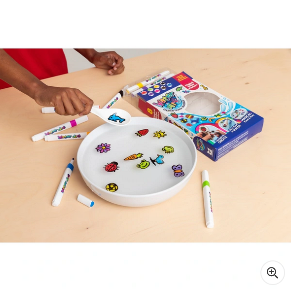 Water Art 8 Pack Water Markers With Spoon