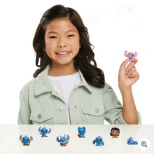 Load image into Gallery viewer, Disney Doorables Lilo &amp; Stitch Collection Peek