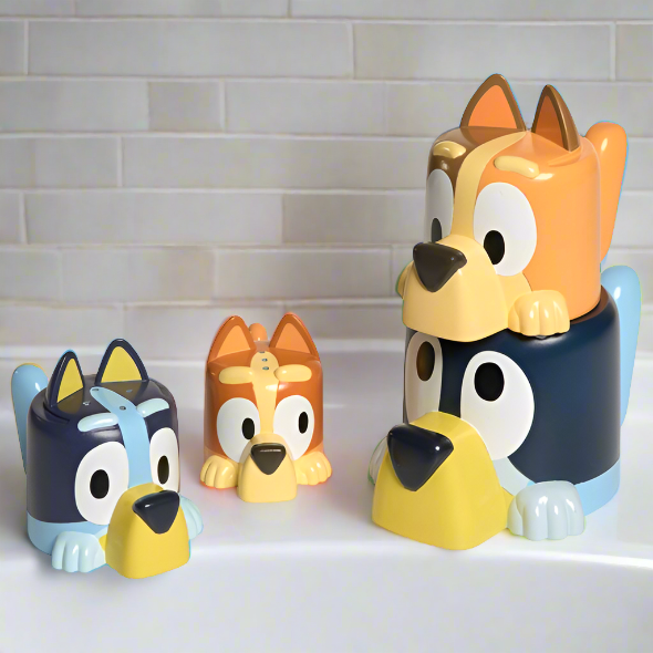 TOMY Toomies Bluey Pourers Bath Toy