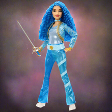 Load image into Gallery viewer, Disney Descendants 4: The Rise of Red Princess Chloe Charming Fashion Doll