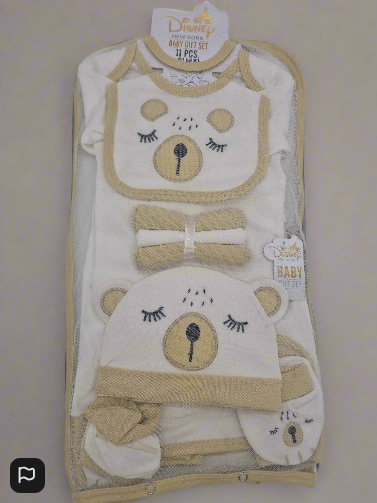 Newborn Baby Gift Set 11 Piece Sleepy Bear Design