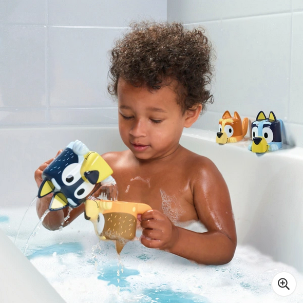 TOMY Toomies Bluey Pourers Bath Toy