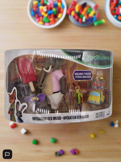 Disney Zootropolis  Operation Red Wood 7 Piece Action Figure Set