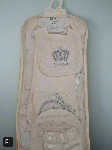 Baby House Baby Gift Set 11 Pieces Prince In Cream