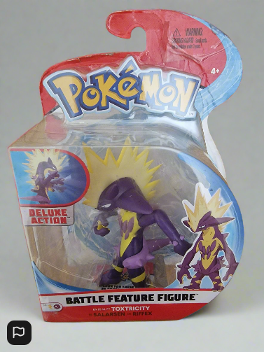 Pokémon Toxtricity Battle Feature Deluxe Action Figure