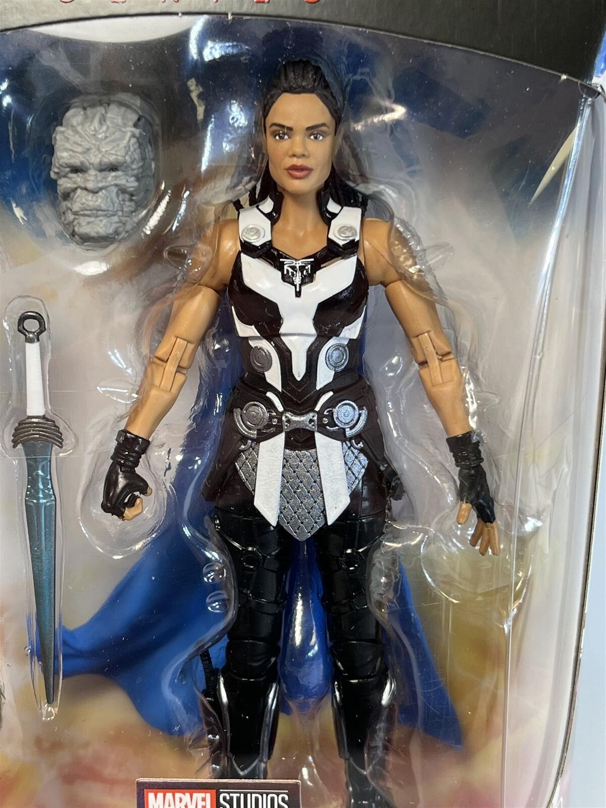 Marvel Studios Thor Love And Thunder King Valkyrie Action Figure