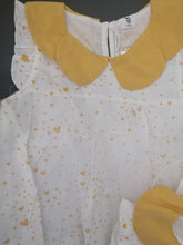 Load image into Gallery viewer, Stylish Baby Girls Dress With Heart And Collar 3 Different Sizes