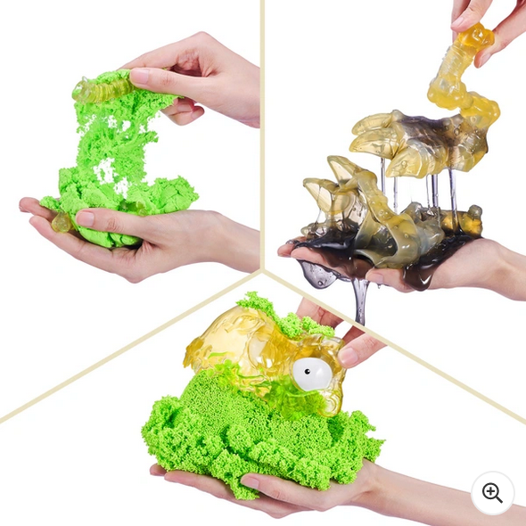 Smashers Dinosaur Island Giant Skull Over 30 Surprises Inside by Zuru