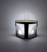 Load image into Gallery viewer, Star Wars The Mandalorian Light USB Or Battery Powered